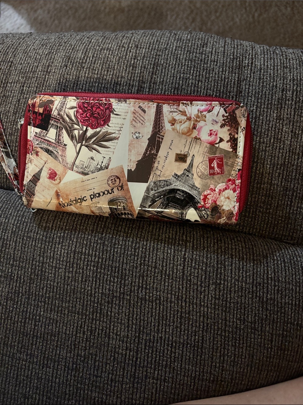 Billabong Paris Collage Zip-Around Wallet with Red Trim never used !